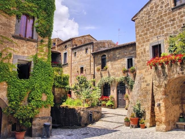 Красивые средневековые итальянские улочки